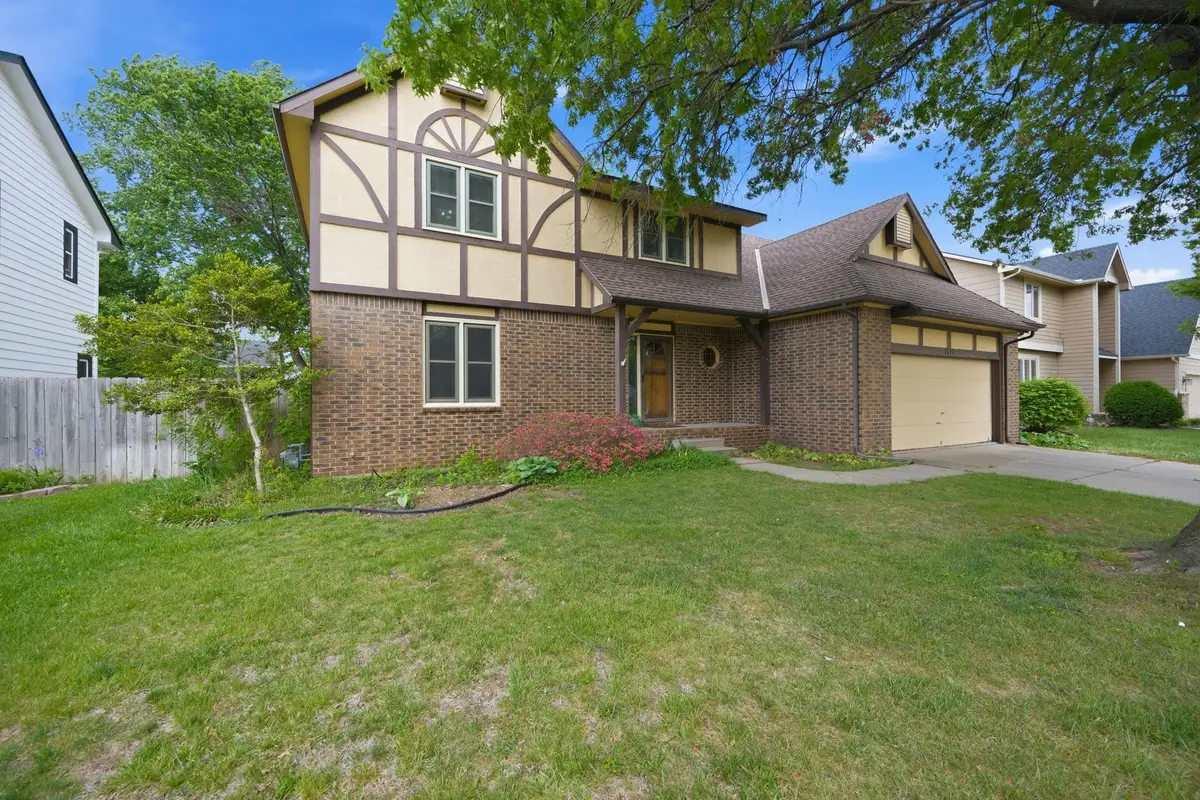 1619 N Cardington, Wichita, KS 67212 - #1