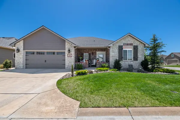 3632 N Lakeway Ct, Wichita, KS 67205
