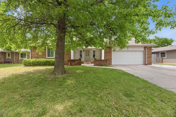 513 N Rutgers St, Wichita, KS 67212