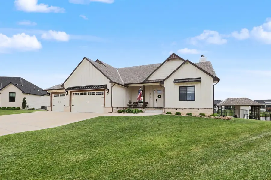 3638 N Bristol Ct, Wichita, KS 67226 - #2