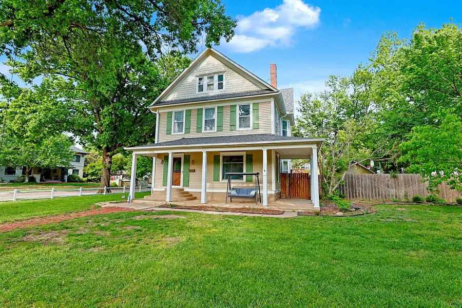 256 N Roosevelt Ave, Wichita, KS 67208 - #3
