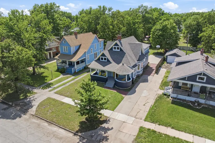 1517 N Park Pl, Wichita, KS 67203 - #2