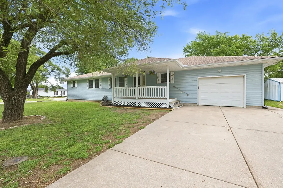 124 N Broadway, Udall, KS 67146 - #1