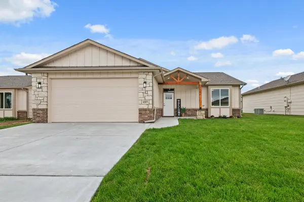 1217 Park Glen Ct, Clearwater, KS 67026