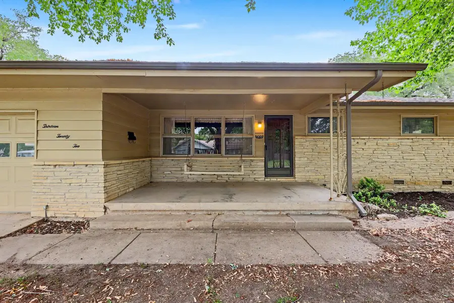 1322 N Lakeview Dr., Derby, KS 67037 - #3