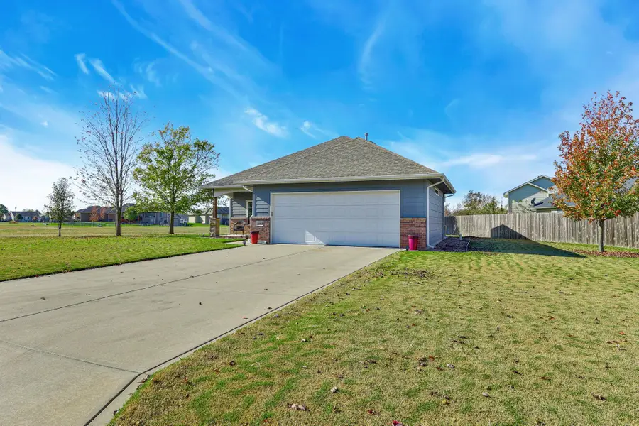 3019 Rocky Ridge St, Augusta, KS 67010 - #3