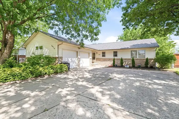 2614 S Larkin Dr, Wichita, KS 67216