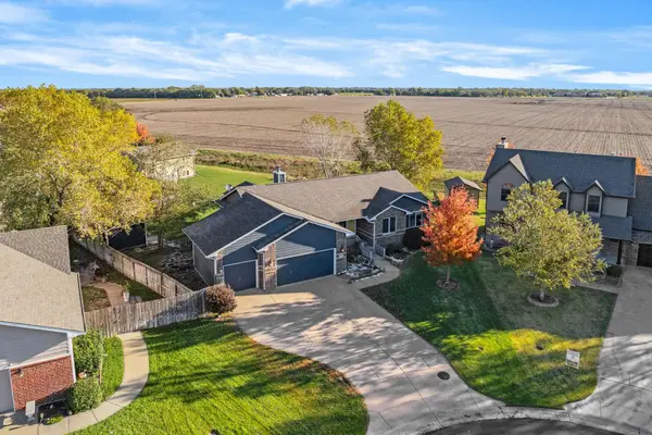 1361 Lake Edge, Goddard, KS 67052
