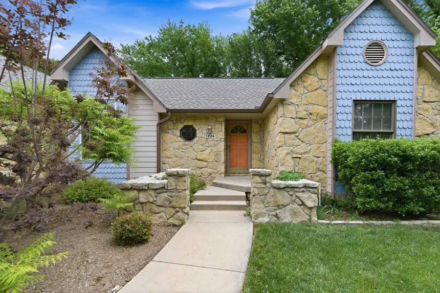 1226 N Briarwood Ct, Derby, KS 67037 - #3