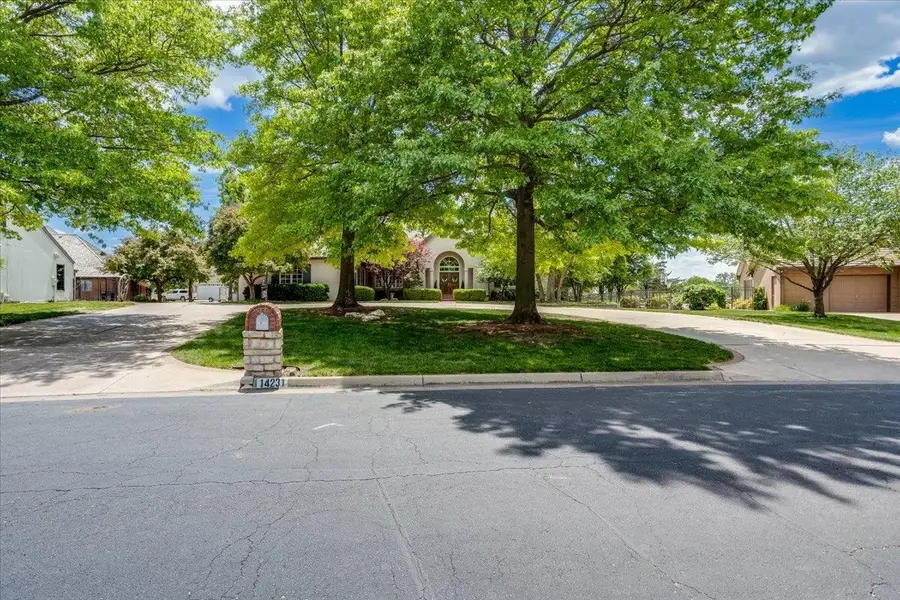 14231 E Donegal Cir, Wichita, KS 67230 - #2