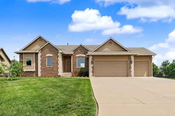 2414 N Castle Rock St., Wichita, KS 67228