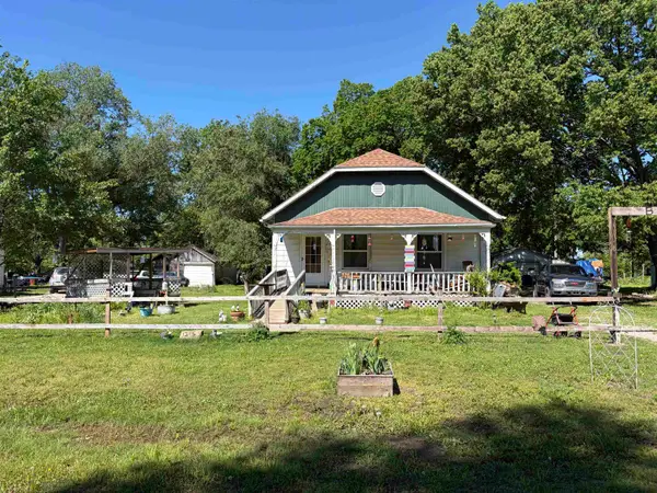 1215 Main St, Altoona, KS 66710