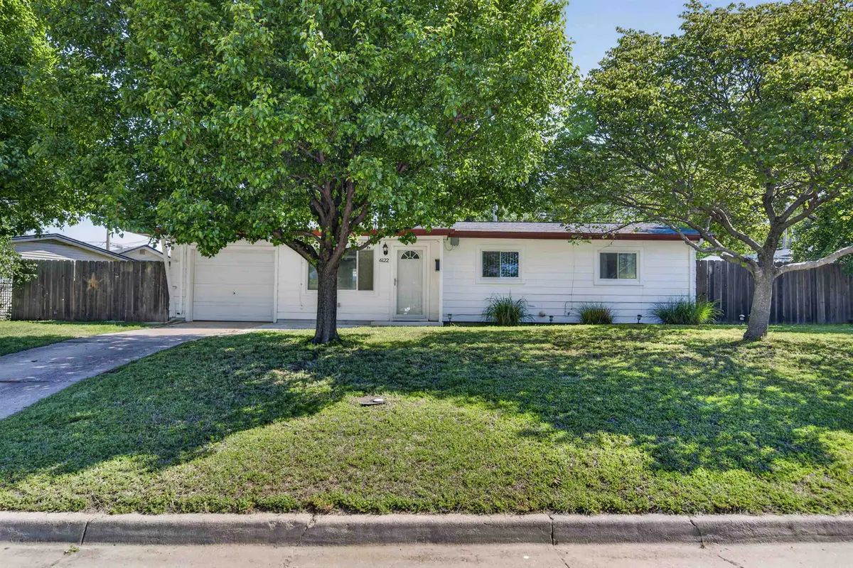 6122 N East Park View, Park City, KS 67219 - #1
