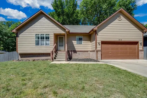 1213 N Wild Turkey, Derby, KS 67037
