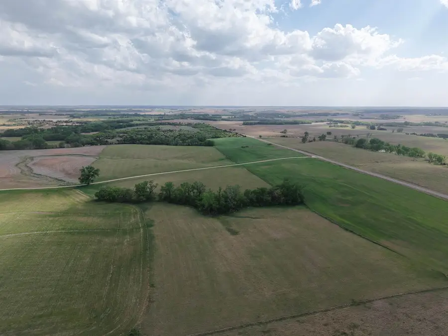1024 Cherokee Road, Clay Center, KS 67432 - #3
