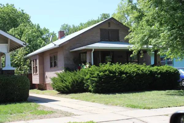 938 S 5th Street, Salina, KS 67401