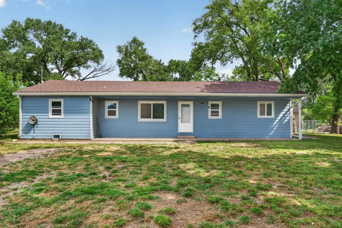 1600 E 87th St S, Haysville, KS 67060 - #1