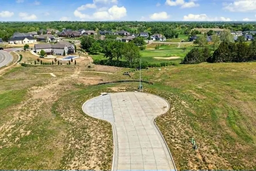 B2 L7 Cedar Point Ct., Salina, KS 67401 - #2