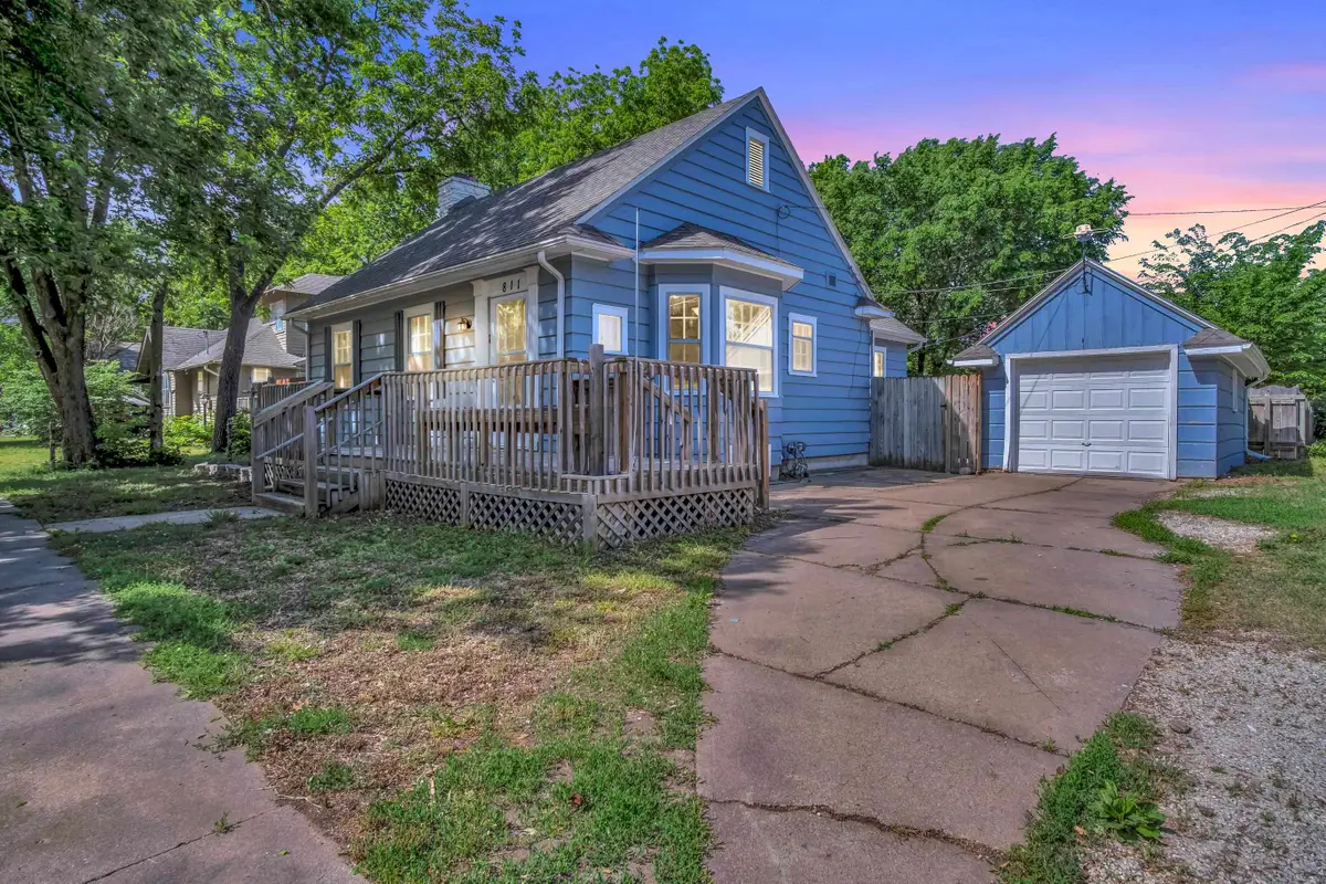 811 N Duncan St, Newton, KS 67114 - #1