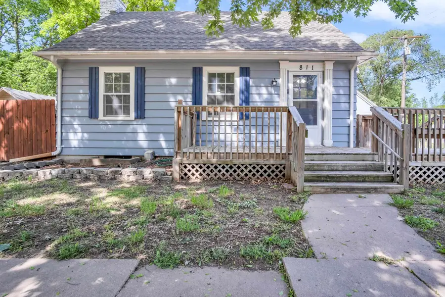 811 N Duncan St, Newton, KS 67114 - #3