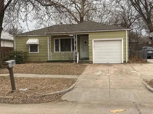 2423 N Woodland, Wichita, KS 67204