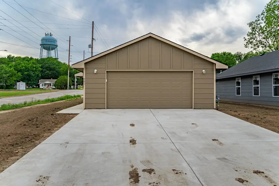 701 N Washington St, El Dorado, KS 67042 - #2