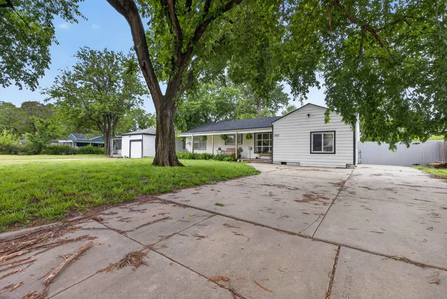 1843 N St Paul Ave, Wichita, KS 67203 - #3