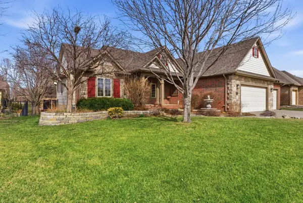 2533 N Loch Lomond Ct, Wichita, KS 67228