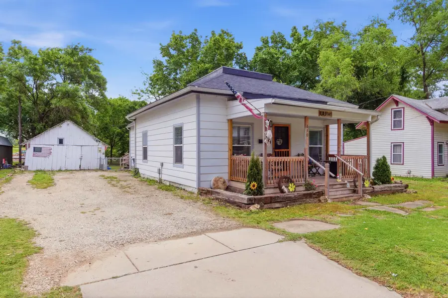 630 N Santa Fe, Augusta, KS 67010 - #2
