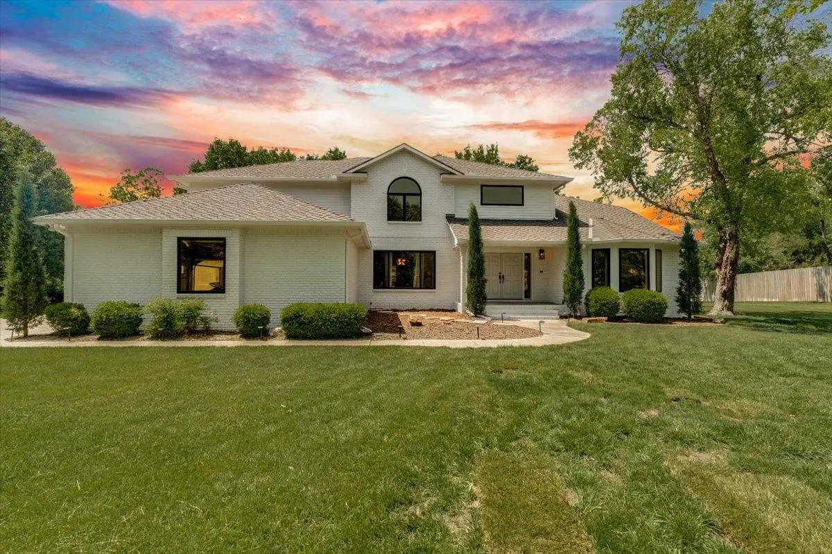5 N Sandalwood St, Wichita, KS 67230 - #1