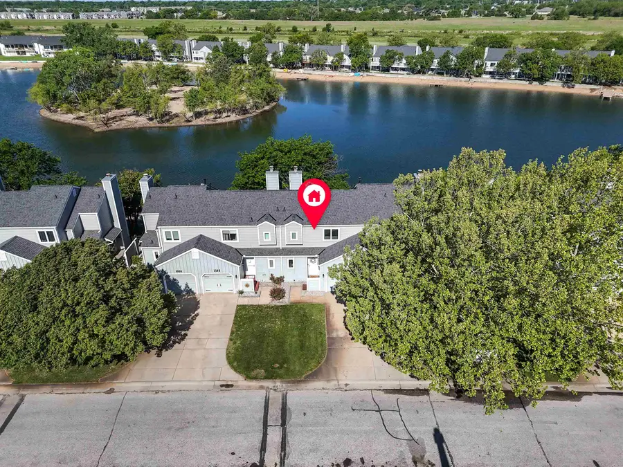 1105 N Lakewind St, Wichita, KS 67212 - #2