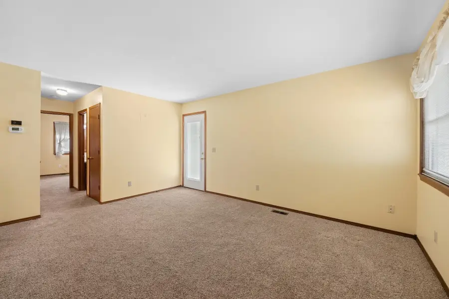 1816 E Fernwood St, Wichita, KS 67216-2869 - #2