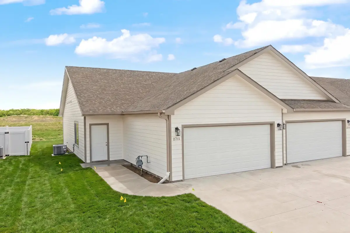 2711 Amelia Ln., Salina, KS 67401 - #1