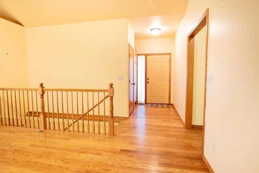 533 Autumn Glen Ct, Newton, KS 67114 - #3