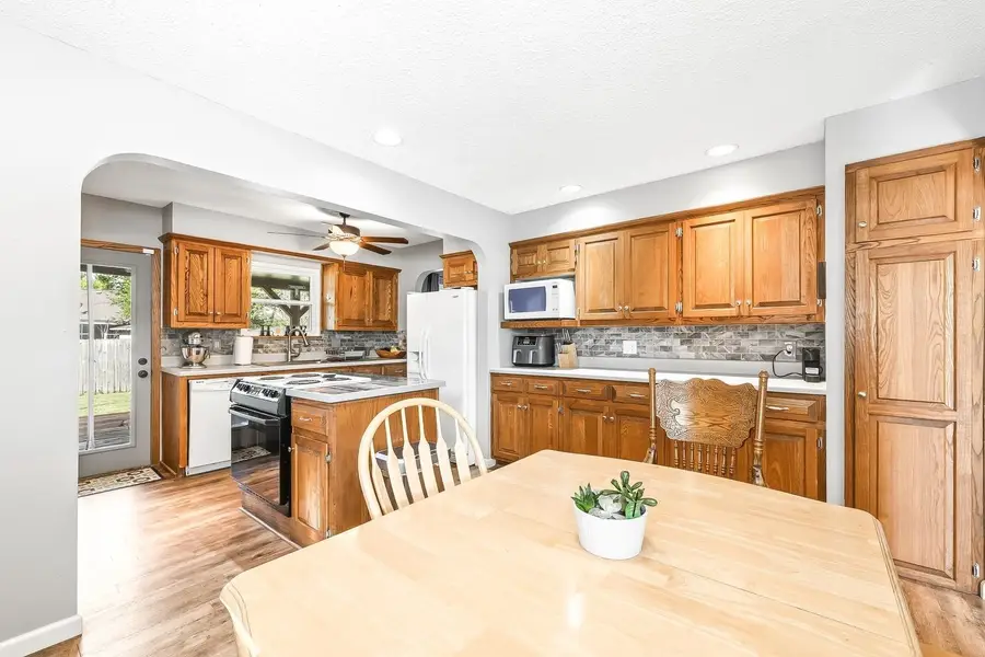 4317 N Gunnison St, Bel Aire, KS 67220-3831 - #3