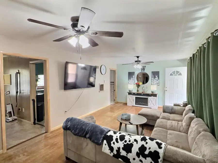 201 N Wedel Avenue, Moundridge, KS 67107 - #3