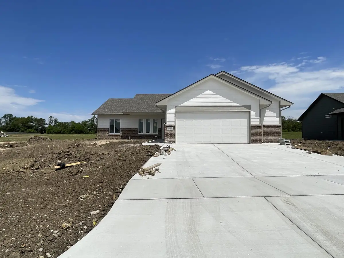 1980 E Limestone St, Andover, KS 67002 - #1