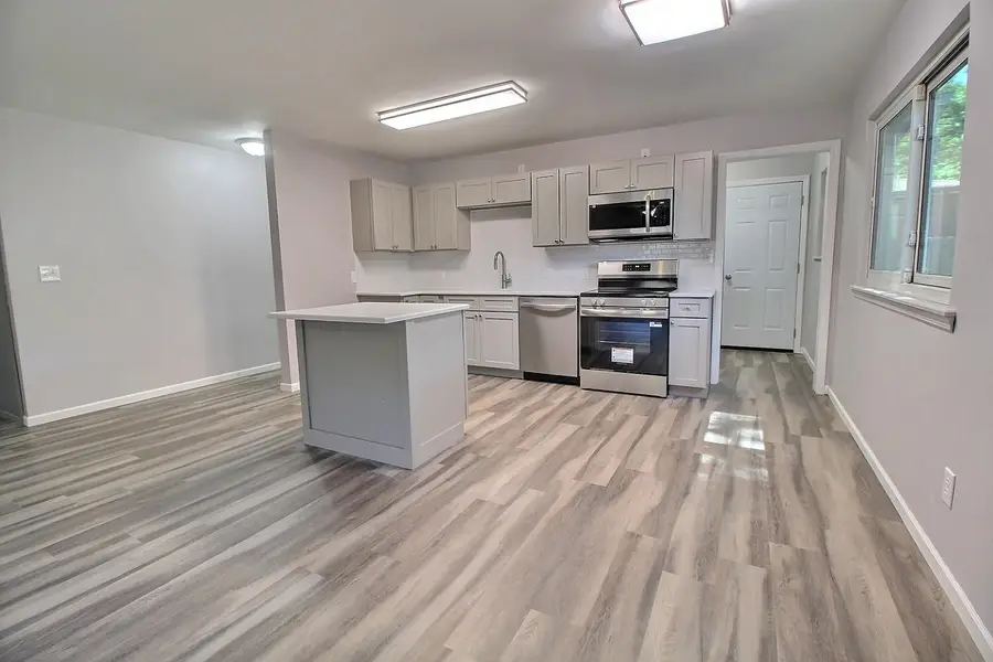 1217 Sunset, Mulvane, KS 67110 - #3