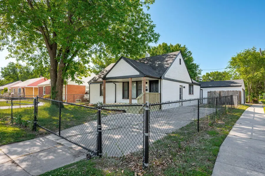 2201 E Stadium Drive, Wichita, KS 67214 - #3
