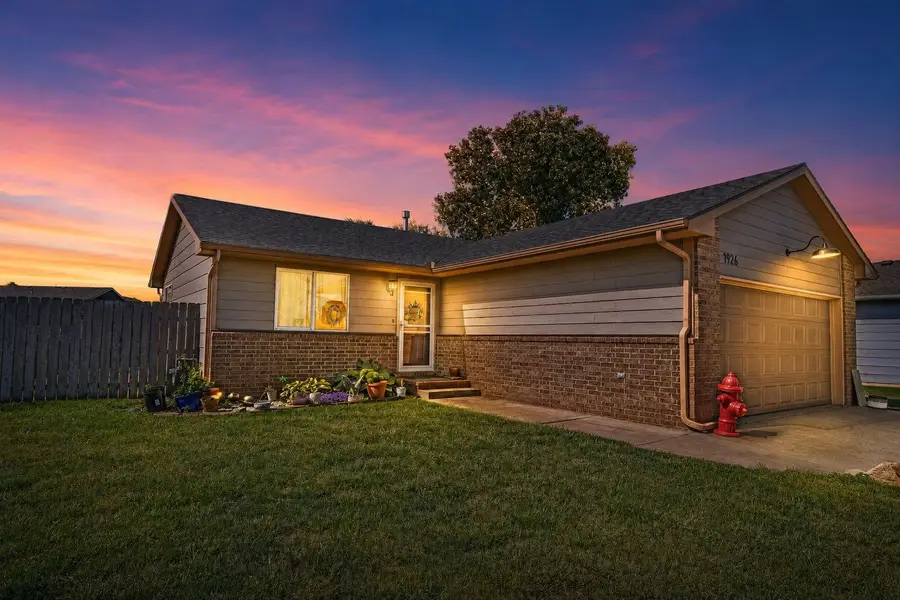 1926 N Mcrae, Goddard, KS 67052 - #2