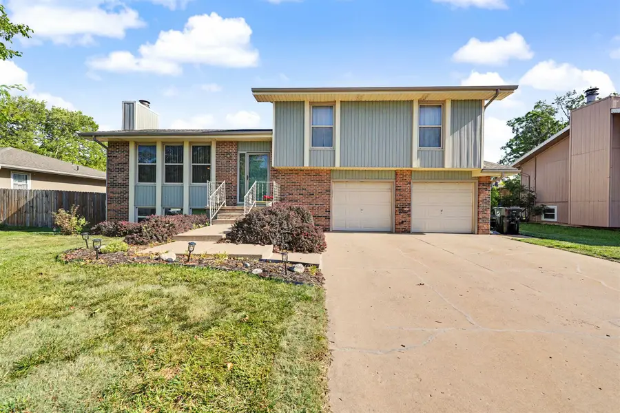 209 Laura St., Salina, KS 67401 - #2