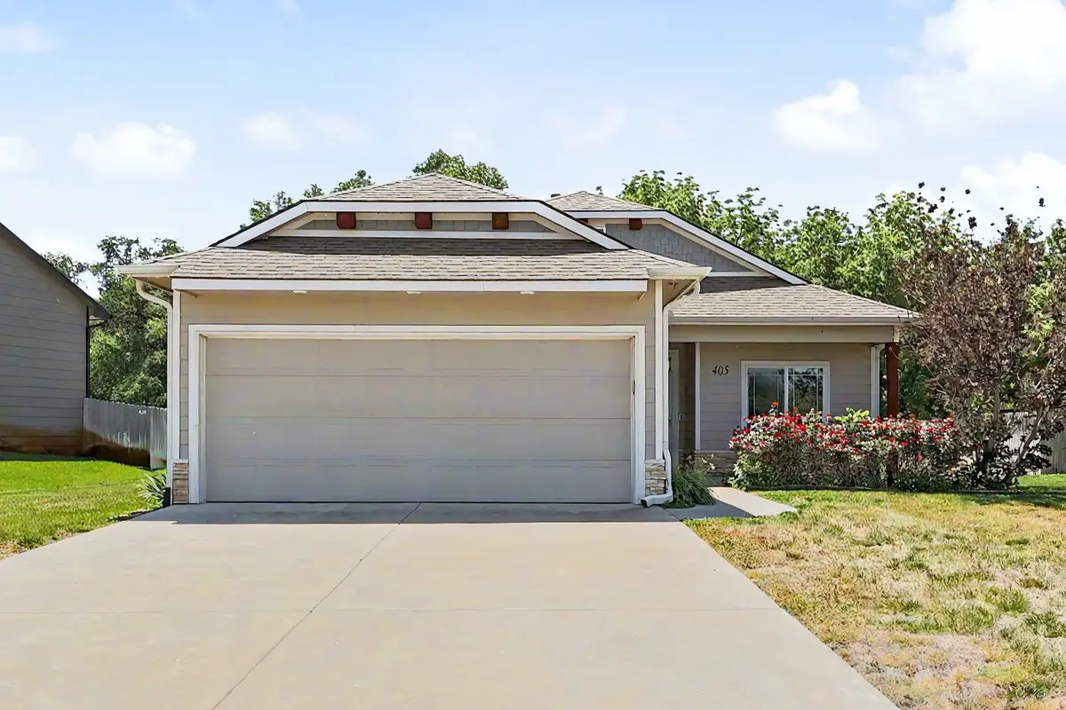 405 Karla Ave, Haysville, KS 67060 - #1