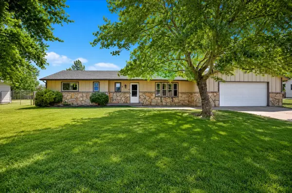 504 N Ridge Way Rd, Rose Hill, KS 67133-9450