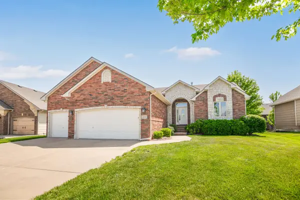 2034 S Sierra Hills Ct, Wichita, KS 67230