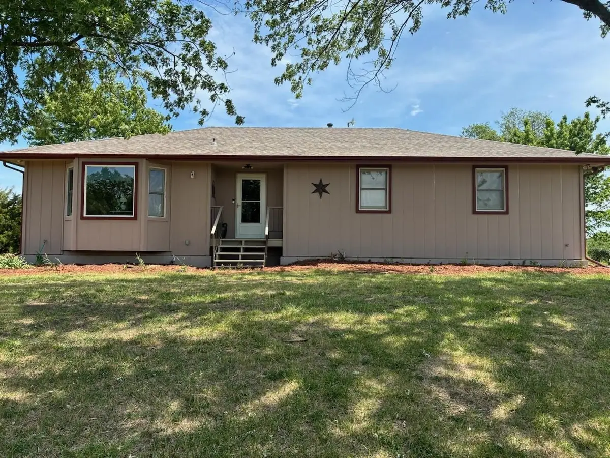 11353 SW 60th St, Augusta, KS 67010 - #1