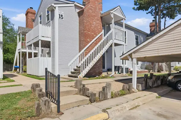 1717 S Cypress St #1522, Wichita, KS 67207