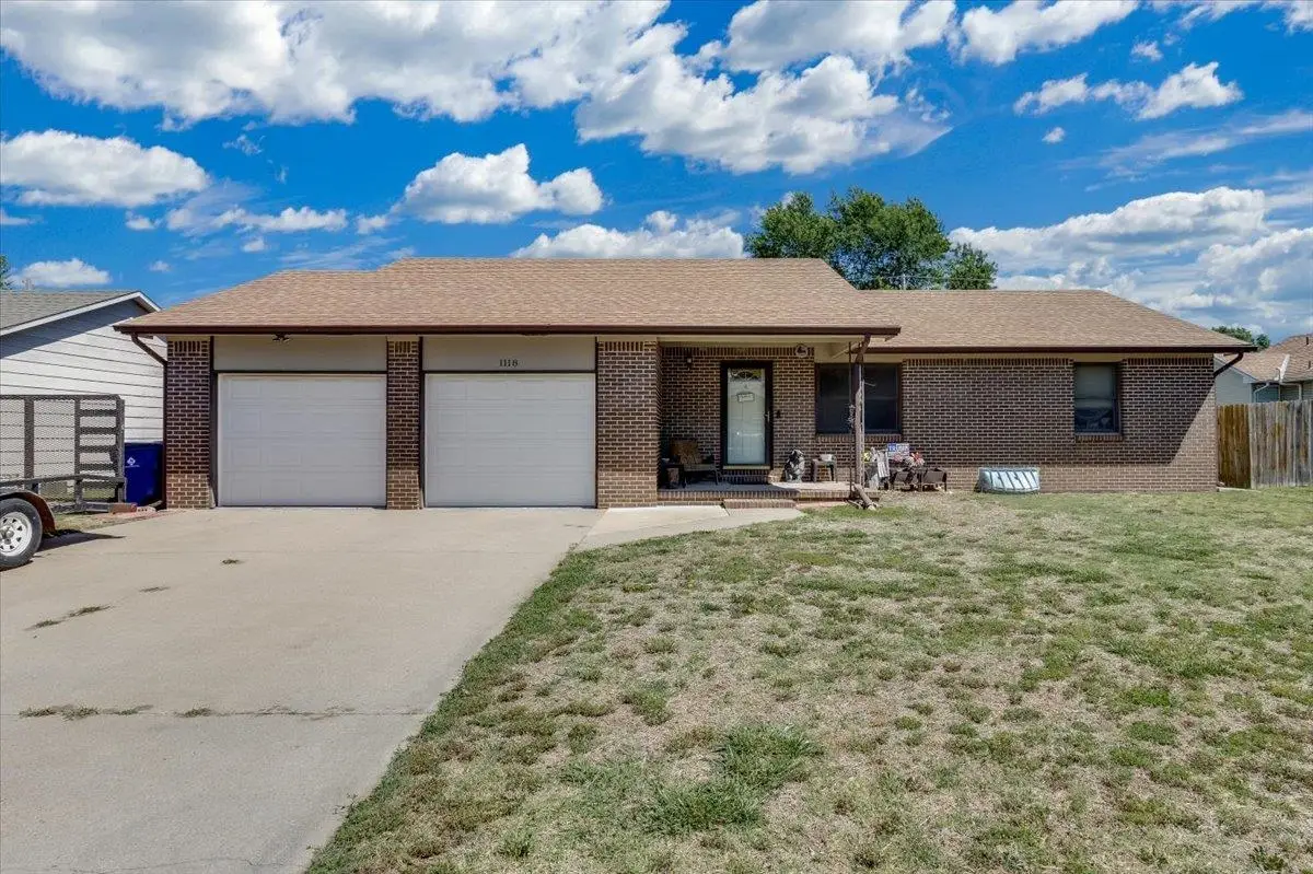 1118 E 6th St, Douglass, KS 67039 - #1