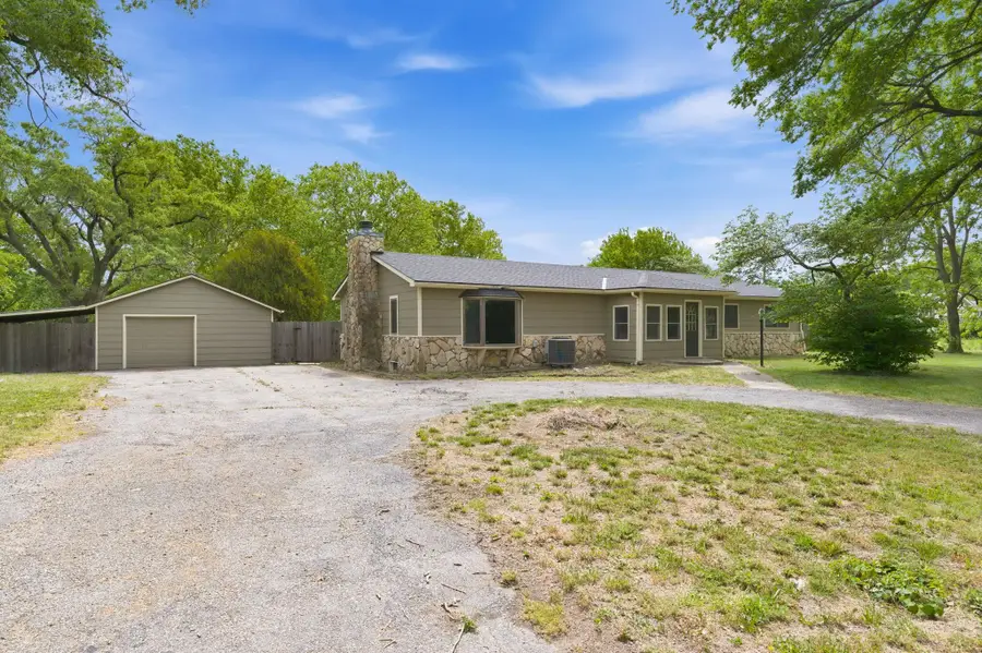 8612 S Hydraulic, Haysville, KS 67060 - #2