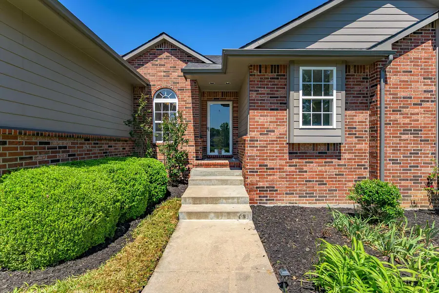 830 N Bracken Cir, Wichita, KS 67206 - #3