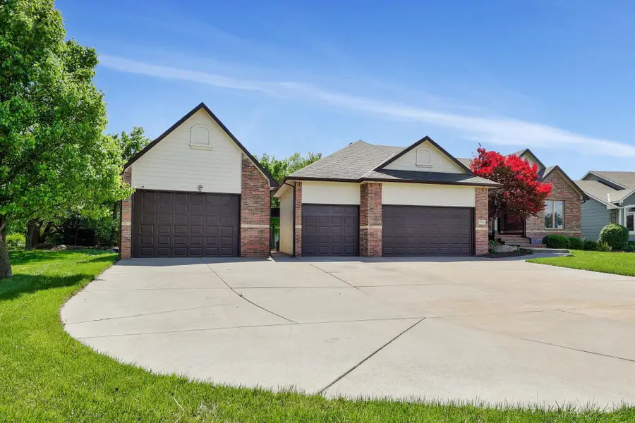 15811 W Mccormick, Goddard, KS 67052 - #2